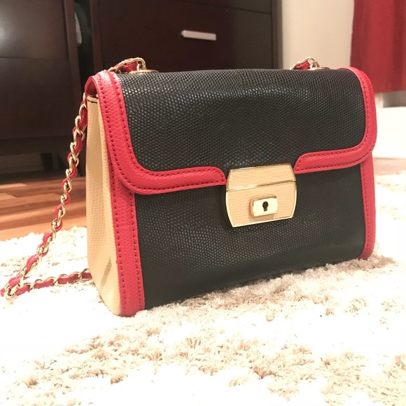love moschino side bag
